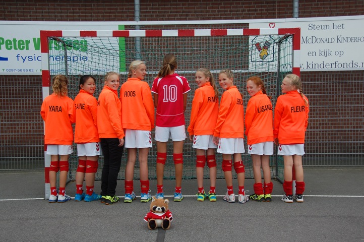 KDO D1 start zaalcompetitie overtuigend